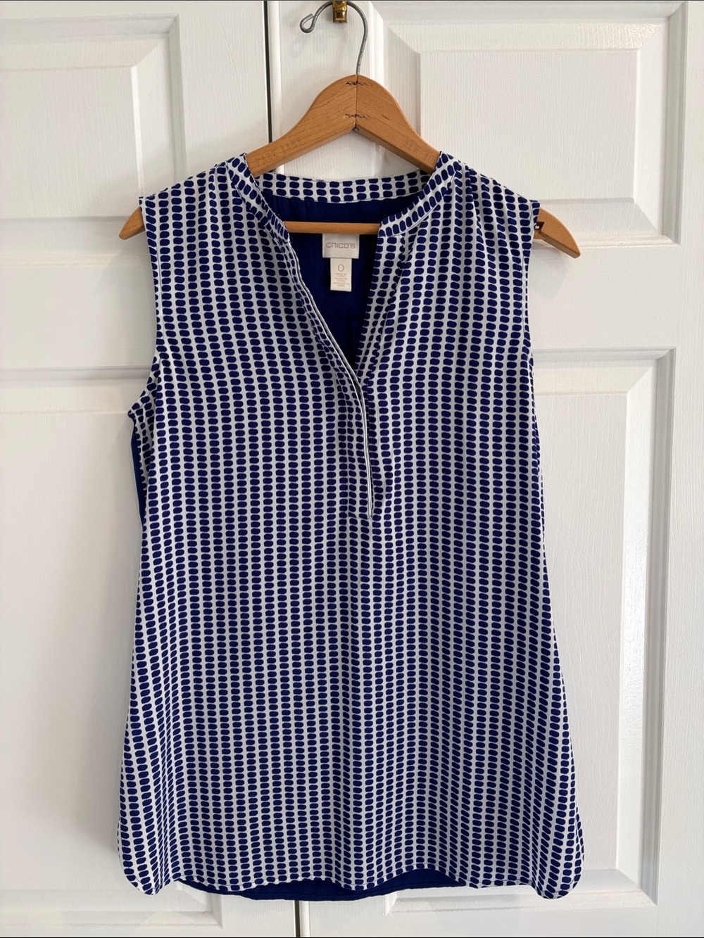 Chico's Navy and White Sleeveless Printed Top